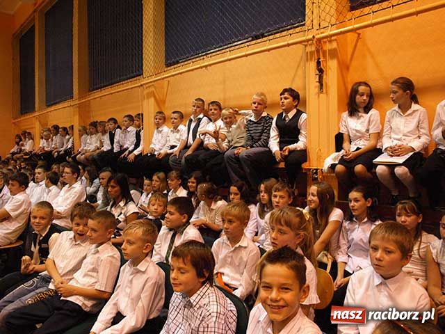 Zdjęcie w galerii na portalu naszraciborz.pl: Huczne święto w Krzanowicach wiadomości z regionu