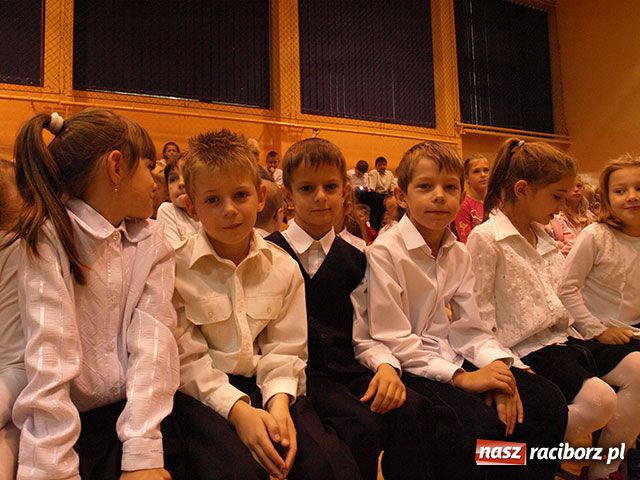 Zdjęcie w galerii na portalu naszraciborz.pl: Huczne święto w Krzanowicach wiadomości z regionu