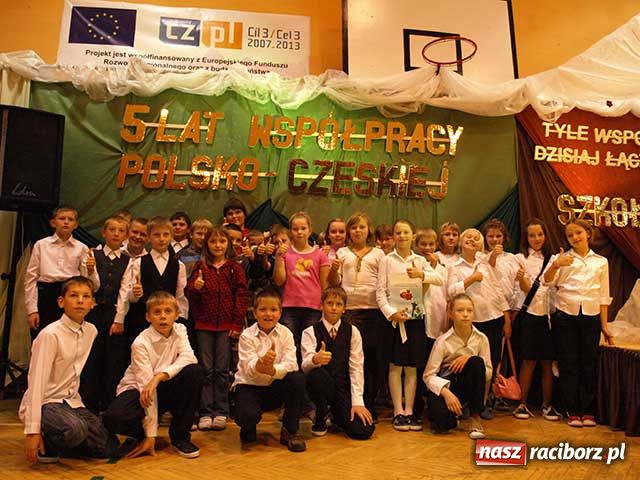 Zdjęcie w galerii na portalu naszraciborz.pl: Huczne święto w Krzanowicach wiadomości z regionu