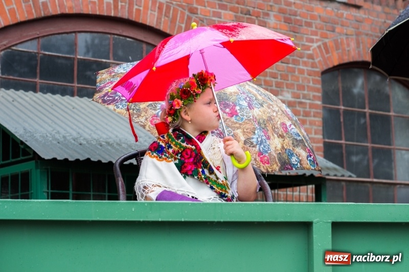 Zdjęcie w galerii na portalu naszraciborz.pl: Roztańczone Wojnowice, czyli dożynki gminy Krzanowice w rytmie Despacito FOTO i WIDEO wiadomości z regionu