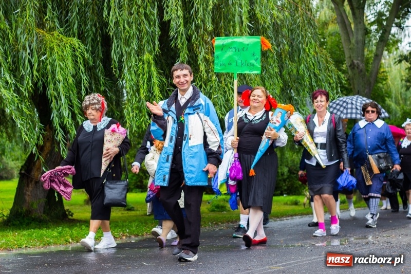 Zdjęcie w galerii na portalu naszraciborz.pl: Roztańczone Wojnowice, czyli dożynki gminy Krzanowice w rytmie Despacito FOTO i WIDEO wiadomości z regionu