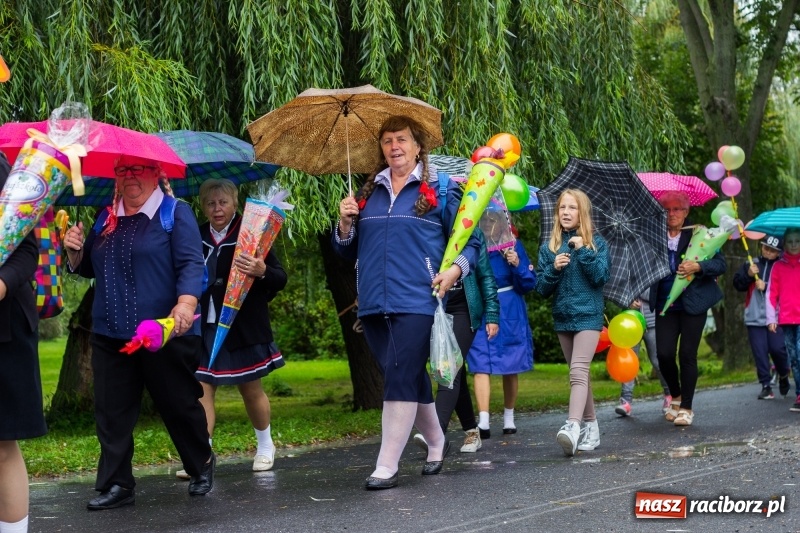 Zdjęcie w galerii na portalu naszraciborz.pl: Roztańczone Wojnowice, czyli dożynki gminy Krzanowice w rytmie Despacito FOTO i WIDEO wiadomości z regionu