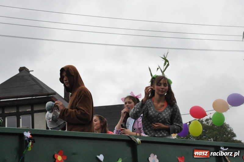 Zdjęcie w galerii na portalu naszraciborz.pl: Roztańczone Wojnowice, czyli dożynki gminy Krzanowice w rytmie Despacito FOTO i WIDEO wiadomości z regionu