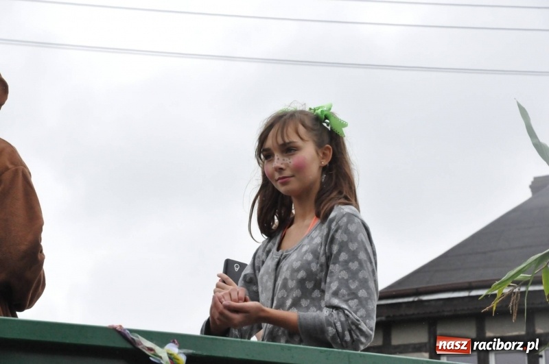 Zdjęcie w galerii na portalu naszraciborz.pl: Roztańczone Wojnowice, czyli dożynki gminy Krzanowice w rytmie Despacito FOTO i WIDEO wiadomości z regionu