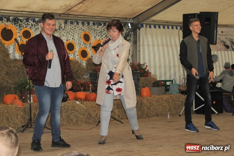 Zdjęcie w galerii na portalu naszraciborz.pl: Roztańczone Wojnowice, czyli dożynki gminy Krzanowice w rytmie Despacito FOTO i WIDEO wiadomości z regionu