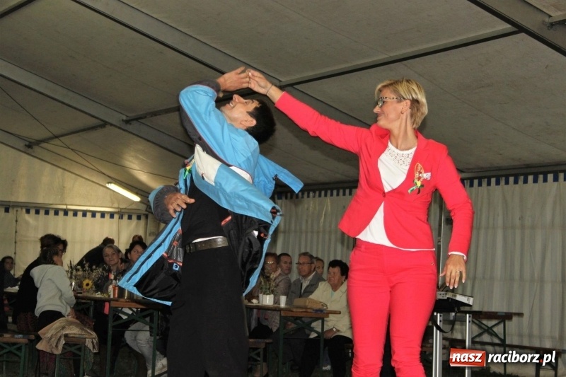 Zdjęcie w galerii na portalu naszraciborz.pl: Roztańczone Wojnowice, czyli dożynki gminy Krzanowice w rytmie Despacito FOTO i WIDEO wiadomości z regionu