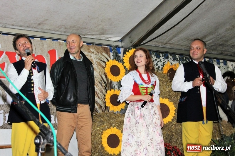 Zdjęcie w galerii na portalu naszraciborz.pl: Roztańczone Wojnowice, czyli dożynki gminy Krzanowice w rytmie Despacito FOTO i WIDEO wiadomości z regionu