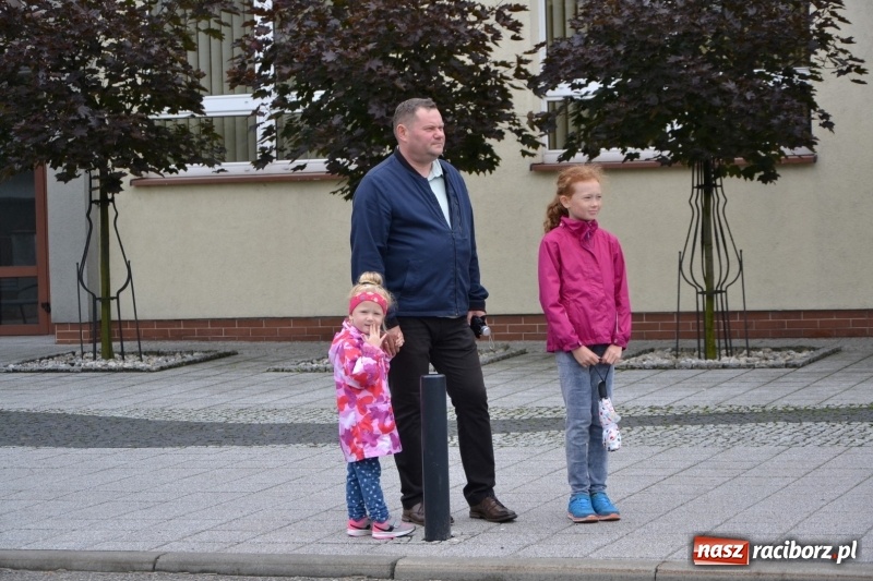 Zdjęcie w galerii na portalu naszraciborz.pl: Krzyżanowice zapraszają na dożynki. Gwiazdą Blue Party wiadomości z regionu