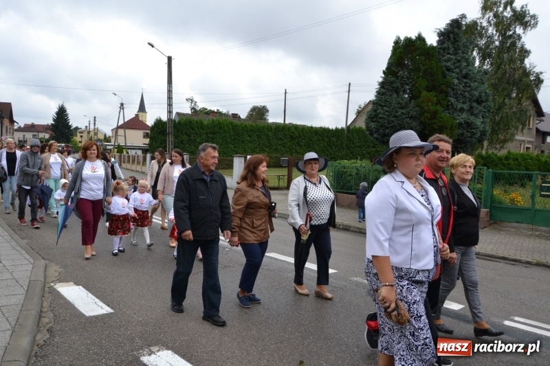 Zdjęcie w galerii na portalu naszraciborz.pl: Krzyżanowice zapraszają na dożynki. Gwiazdą Blue Party wiadomości z regionu