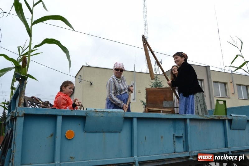 Zdjęcie w galerii na portalu naszraciborz.pl: Krzyżanowice zapraszają na dożynki. Gwiazdą Blue Party wiadomości z regionu