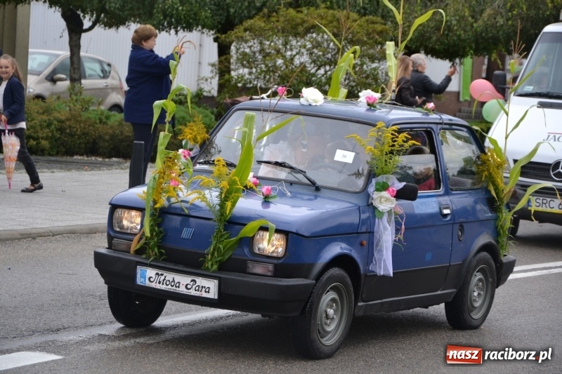 Zdjęcie w galerii na portalu naszraciborz.pl: Krzyżanowice zapraszają na dożynki. Gwiazdą Blue Party wiadomości z regionu