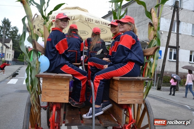 Zdjęcie w galerii na portalu naszraciborz.pl: Krzyżanowice zapraszają na dożynki. Gwiazdą Blue Party wiadomości z regionu