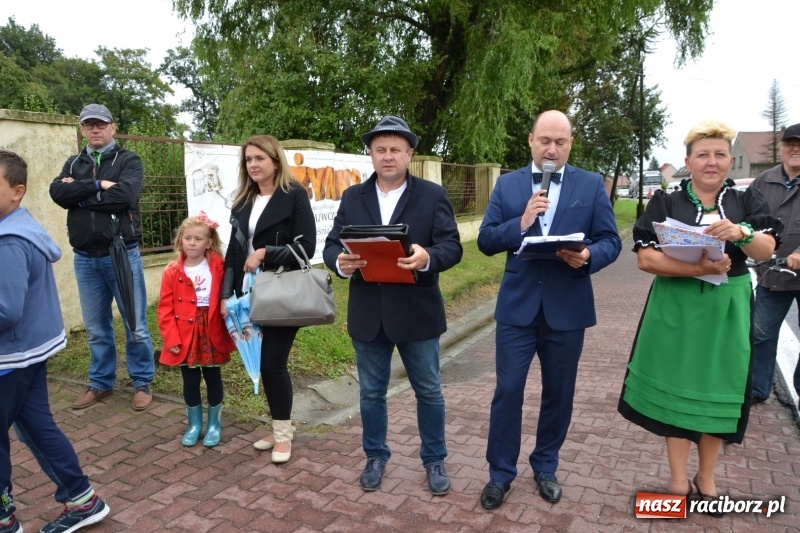 Zdjęcie w galerii na portalu naszraciborz.pl: Krzyżanowice zapraszają na dożynki. Gwiazdą Blue Party wiadomości z regionu