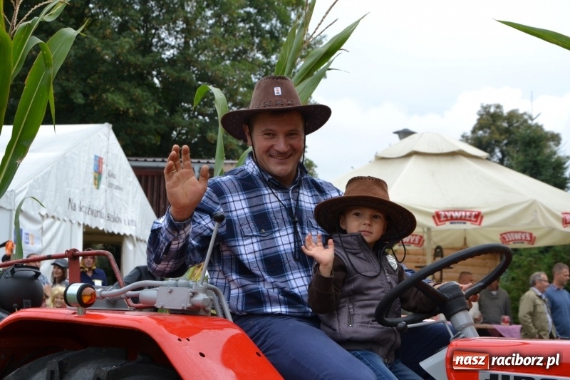 Zdjęcie w galerii na portalu naszraciborz.pl: Krzyżanowice zapraszają na dożynki. Gwiazdą Blue Party wiadomości z regionu