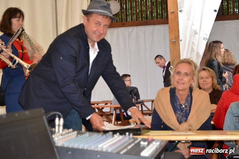 Zdjęcie w galerii na portalu naszraciborz.pl: Krzyżanowice zapraszają na dożynki. Gwiazdą Blue Party wiadomości z regionu