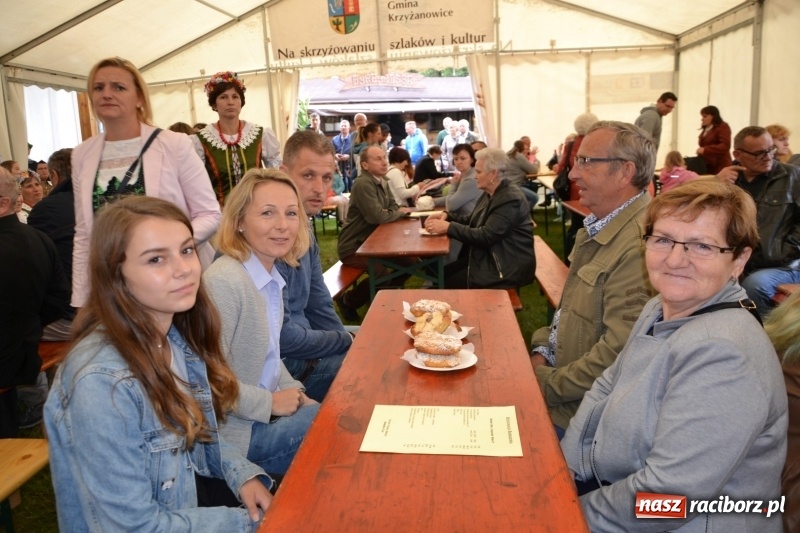 Zdjęcie w galerii na portalu naszraciborz.pl: Krzyżanowice zapraszają na dożynki. Gwiazdą Blue Party wiadomości z regionu