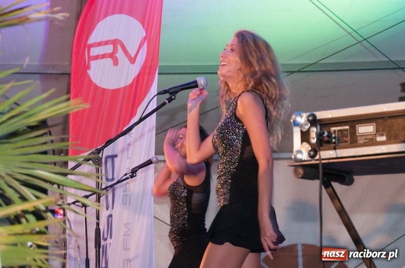 Zdjęcie w galerii na portalu naszraciborz.pl: Marcin Daniec gwiazdą dożynek i dziesięciolecia LKS w Raszczycach wiadomości z regionu