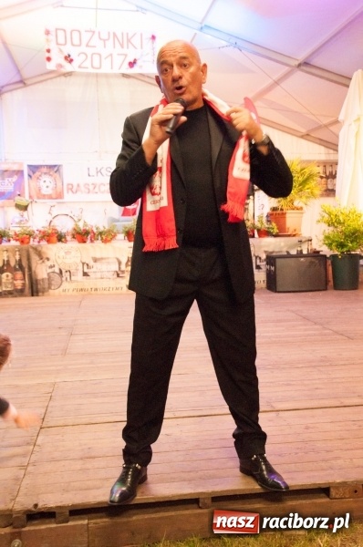 Zdjęcie w galerii na portalu naszraciborz.pl: Marcin Daniec gwiazdą dożynek i dziesięciolecia LKS w Raszczycach wiadomości z regionu