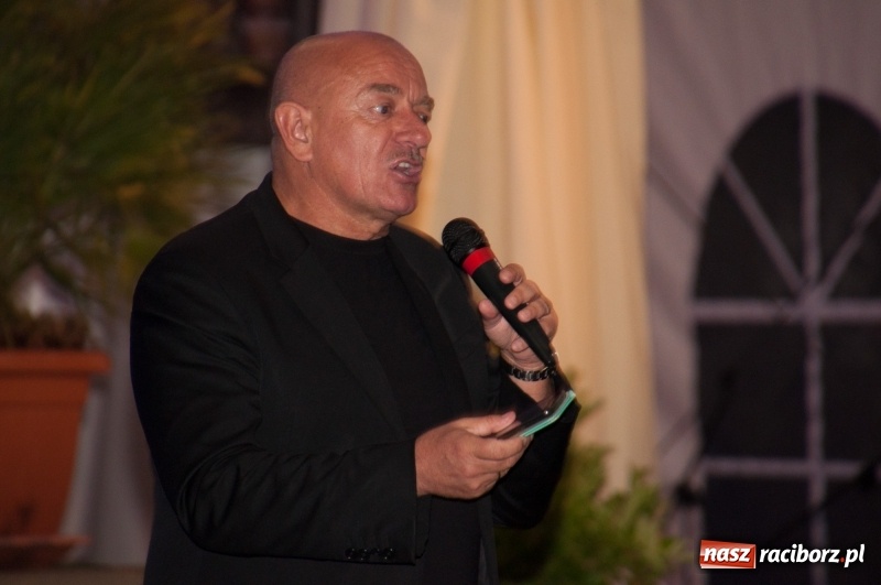 Zdjęcie w galerii na portalu naszraciborz.pl: Marcin Daniec gwiazdą dożynek i dziesięciolecia LKS w Raszczycach wiadomości z regionu