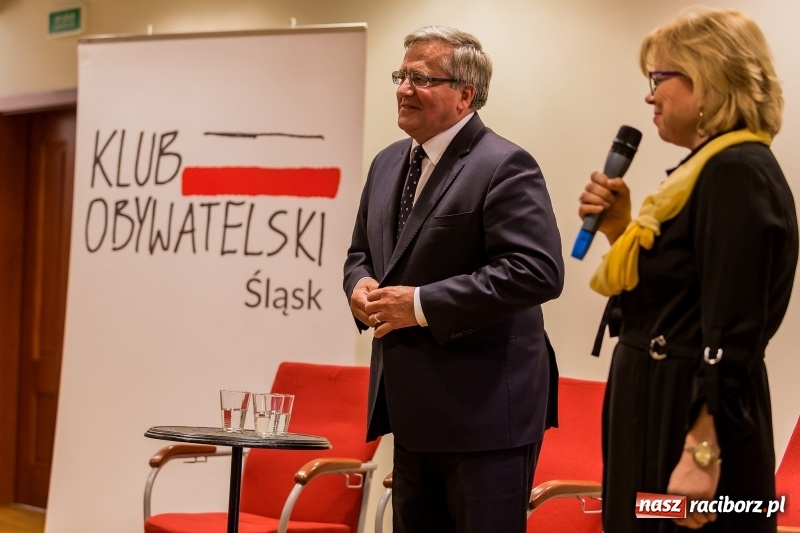 Zdjęcie w galerii na portalu naszraciborz.pl: Niemal pełna sala na spotkaniu z Bronisławem Komorowskim  wiadomości z regionu