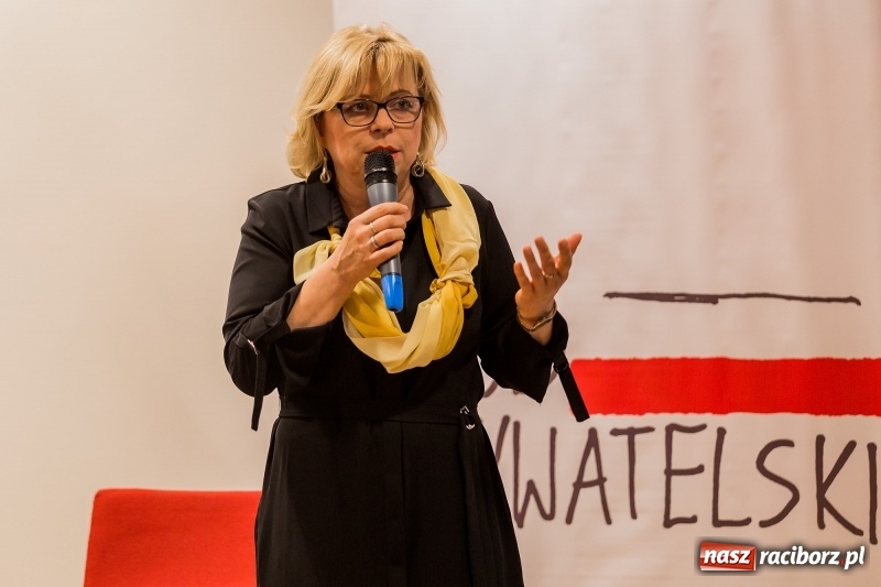 Zdjęcie w galerii na portalu naszraciborz.pl: Niemal pełna sala na spotkaniu z Bronisławem Komorowskim  wiadomości z regionu