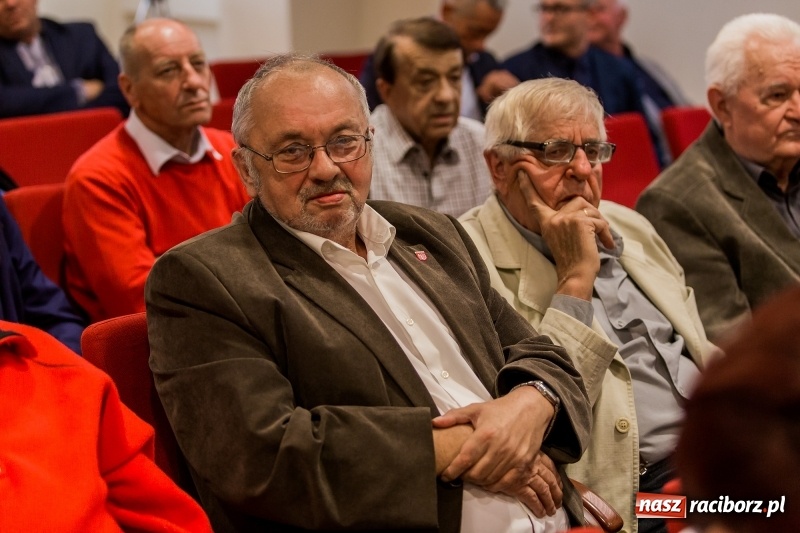 Zdjęcie w galerii na portalu naszraciborz.pl: Niemal pełna sala na spotkaniu z Bronisławem Komorowskim  wiadomości z regionu