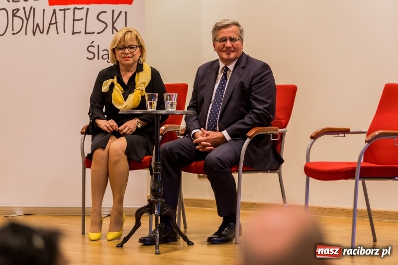 Zdjęcie w galerii na portalu naszraciborz.pl: Niemal pełna sala na spotkaniu z Bronisławem Komorowskim  wiadomości z regionu