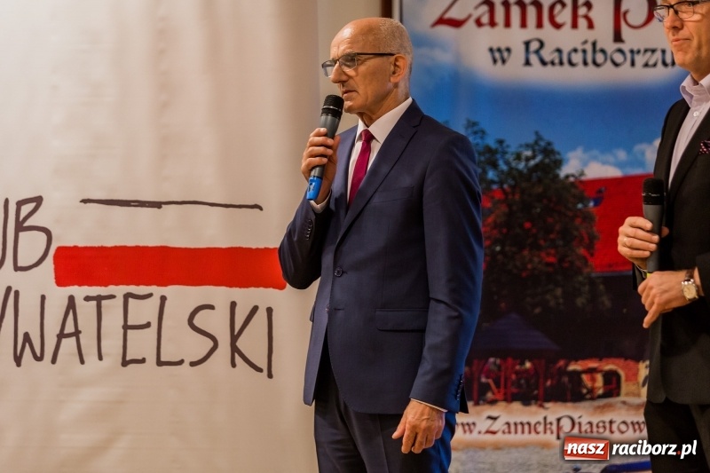 Zdjęcie w galerii na portalu naszraciborz.pl: Niemal pełna sala na spotkaniu z Bronisławem Komorowskim  wiadomości z regionu