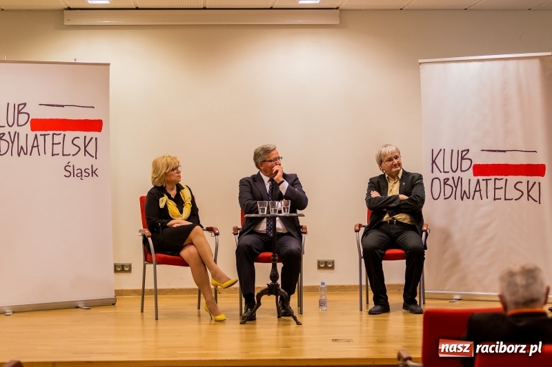 Zdjęcie w galerii na portalu naszraciborz.pl: Niemal pełna sala na spotkaniu z Bronisławem Komorowskim  wiadomości z regionu