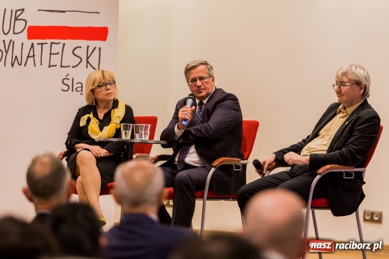 Zdjęcie w galerii na portalu naszraciborz.pl: Niemal pełna sala na spotkaniu z Bronisławem Komorowskim  wiadomości z regionu