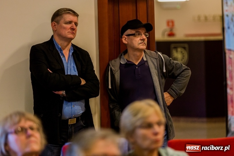 Zdjęcie w galerii na portalu naszraciborz.pl: Niemal pełna sala na spotkaniu z Bronisławem Komorowskim  wiadomości z regionu