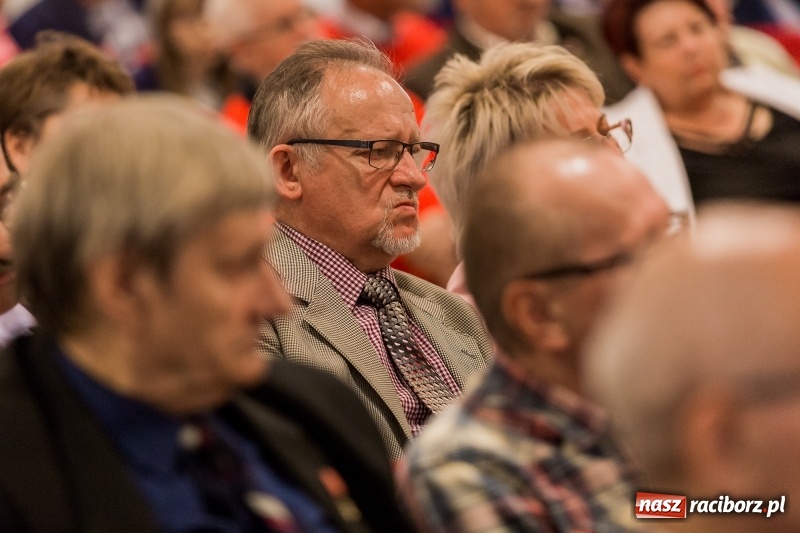 Zdjęcie w galerii na portalu naszraciborz.pl: Niemal pełna sala na spotkaniu z Bronisławem Komorowskim  wiadomości z regionu