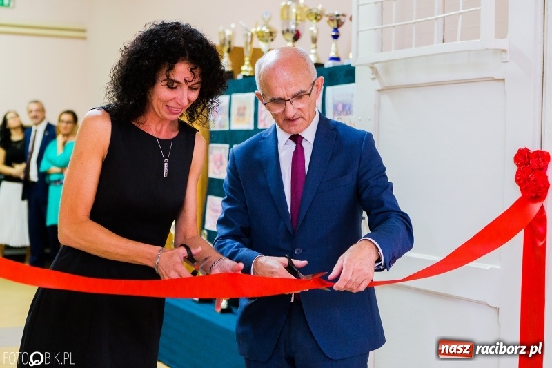 Zdjęcie w galerii na portalu naszraciborz.pl: Odremontowana sala gimnastyczna ZSO nr 1 oficjalnie otwarta  wiadomości z regionu