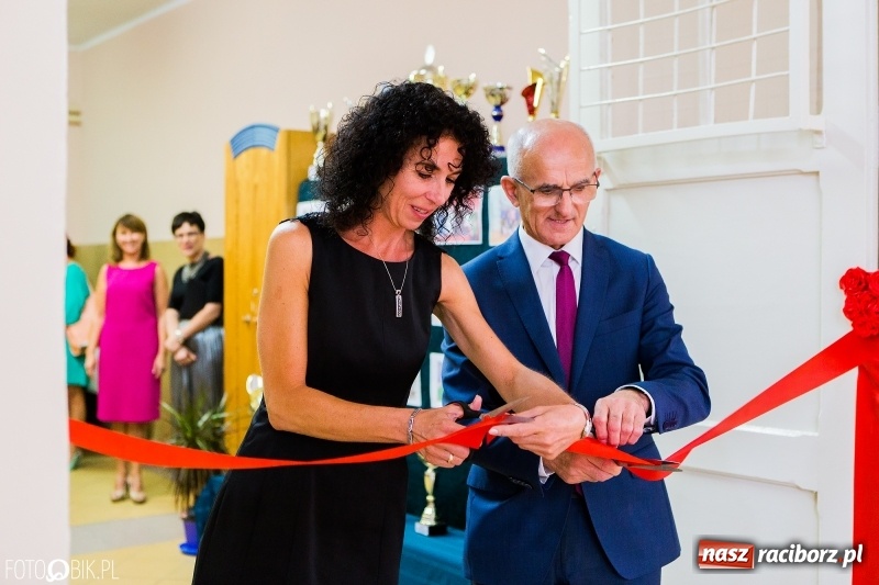 Zdjęcie w galerii na portalu naszraciborz.pl: Odremontowana sala gimnastyczna ZSO nr 1 oficjalnie otwarta  wiadomości z regionu