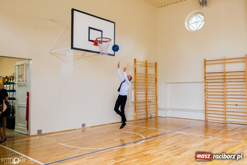 Zdjęcie w galerii na portalu naszraciborz.pl: Odremontowana sala gimnastyczna ZSO nr 1 oficjalnie otwarta  wiadomości z regionu