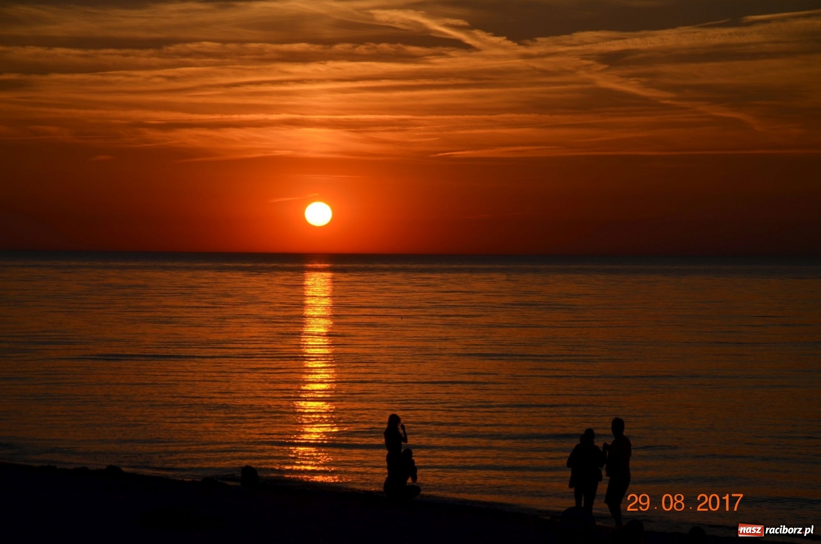 Zdjęcie w galerii na portalu naszraciborz.pl: Przygotowania młodzieży LKS Tworków na obozie w Rewalu wiadomości z regionu