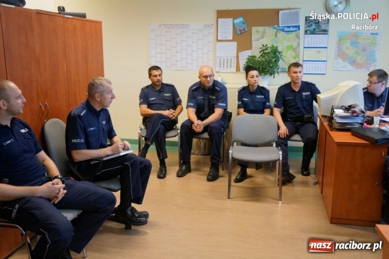 Zdjęcie w galerii na portalu naszraciborz.pl: Dzielnicowy bliżej nas - raciborscy policjanci omówili nową koncepcję pracy wiadomości z regionu