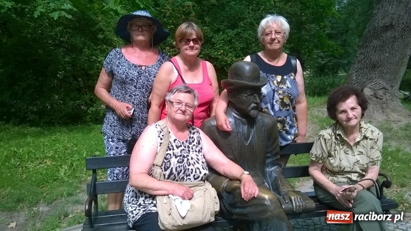 Zdjęcie w galerii na portalu naszraciborz.pl: Prus i Torbicka, Ojciec Mateusz i cenny kamień, czyli Kobiety aktywne na wycieczce wiadomości z regionu