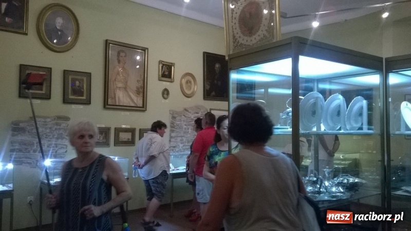 Zdjęcie w galerii na portalu naszraciborz.pl: Prus i Torbicka, Ojciec Mateusz i cenny kamień, czyli Kobiety aktywne na wycieczce wiadomości z regionu