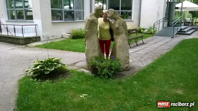 Zdjęcie w galerii na portalu naszraciborz.pl: Prus i Torbicka, Ojciec Mateusz i cenny kamień, czyli Kobiety aktywne na wycieczce wiadomości z regionu