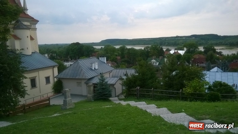 Zdjęcie w galerii na portalu naszraciborz.pl: Prus i Torbicka, Ojciec Mateusz i cenny kamień, czyli Kobiety aktywne na wycieczce wiadomości z regionu