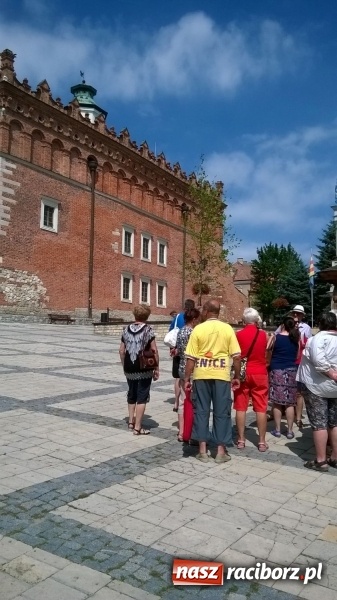 Zdjęcie w galerii na portalu naszraciborz.pl: Prus i Torbicka, Ojciec Mateusz i cenny kamień, czyli Kobiety aktywne na wycieczce wiadomości z regionu