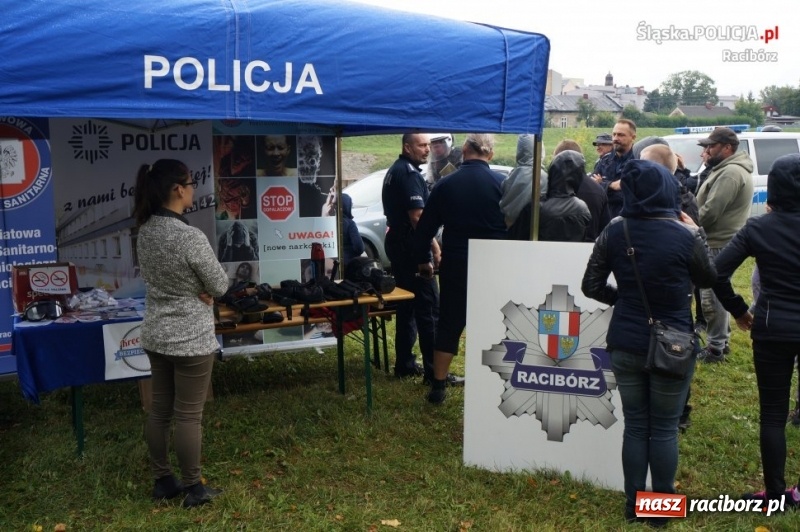 Zdjęcie w galerii na portalu naszraciborz.pl: Piknik rodzinny w Chałupkach z udziałem raciborskich policjantów wiadomości z regionu