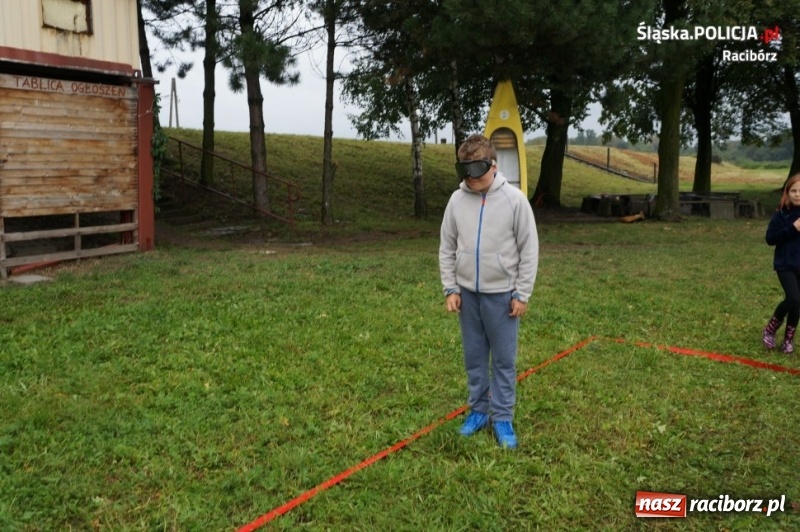 Zdjęcie w galerii na portalu naszraciborz.pl: Piknik rodzinny w Chałupkach z udziałem raciborskich policjantów wiadomości z regionu