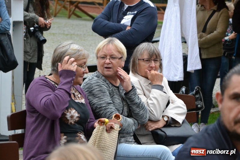 Zdjęcie w galerii na portalu naszraciborz.pl: I AM – Jestem - finał działań artystycznych podsumowano na Zamku Piastowskim wiadomości z regionu