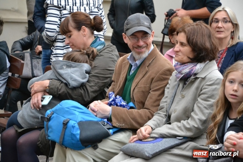 Zdjęcie w galerii na portalu naszraciborz.pl: I AM – Jestem - finał działań artystycznych podsumowano na Zamku Piastowskim wiadomości z regionu