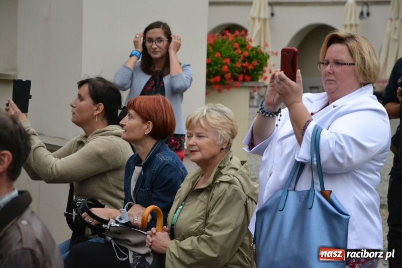 Zdjęcie w galerii na portalu naszraciborz.pl: I AM – Jestem - finał działań artystycznych podsumowano na Zamku Piastowskim wiadomości z regionu