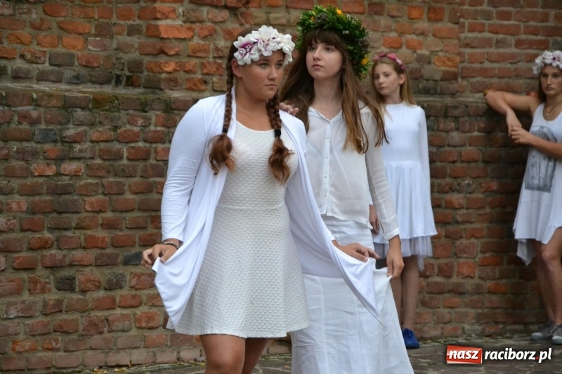 Zdjęcie w galerii na portalu naszraciborz.pl: I AM – Jestem - finał działań artystycznych podsumowano na Zamku Piastowskim wiadomości z regionu