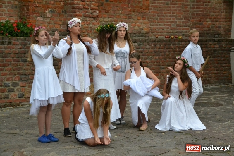 Zdjęcie w galerii na portalu naszraciborz.pl: I AM – Jestem - finał działań artystycznych podsumowano na Zamku Piastowskim wiadomości z regionu