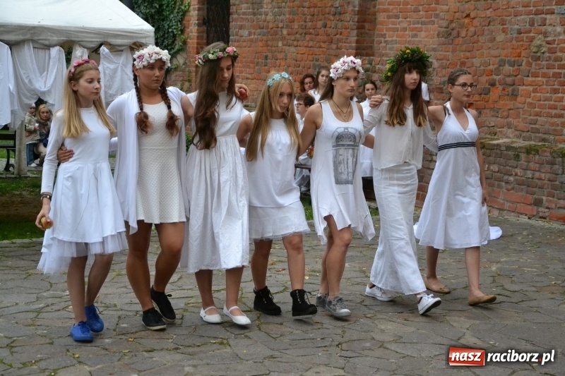 Zdjęcie w galerii na portalu naszraciborz.pl: I AM – Jestem - finał działań artystycznych podsumowano na Zamku Piastowskim wiadomości z regionu